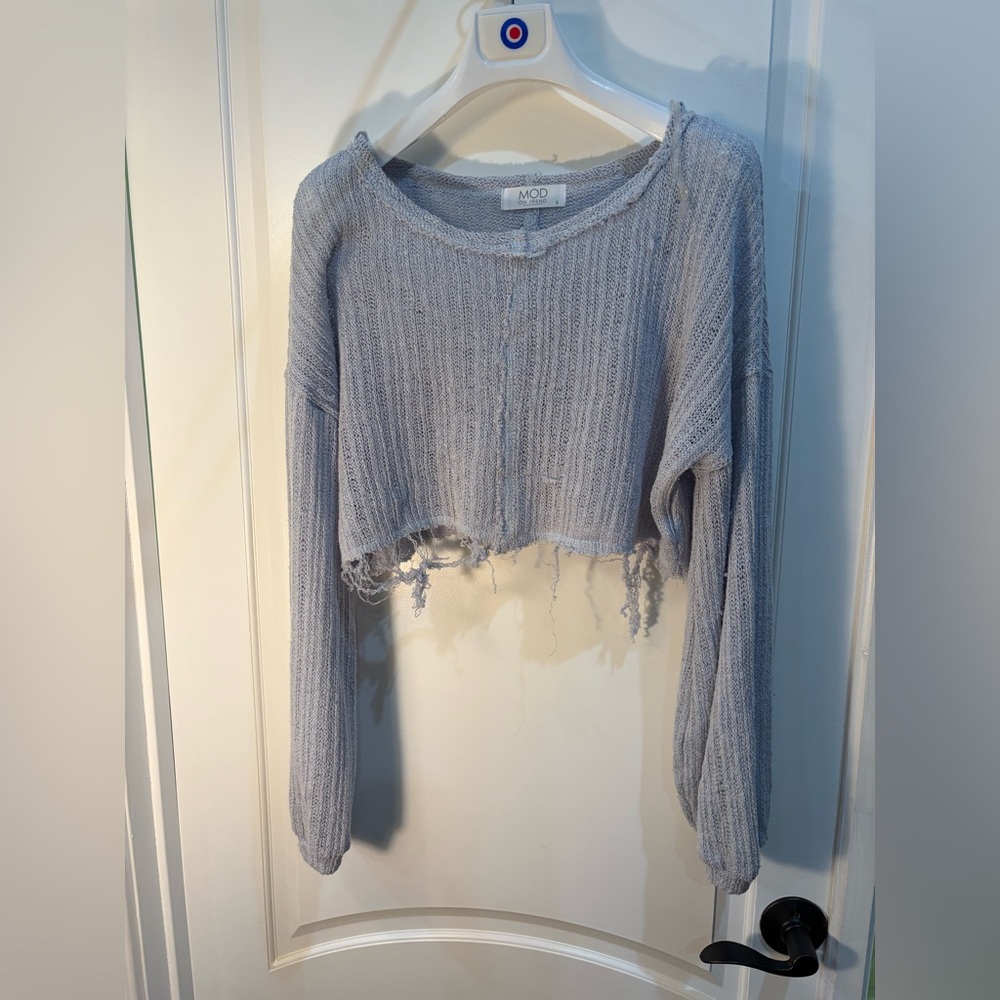 MOD Women's Gray Cropped Sweater